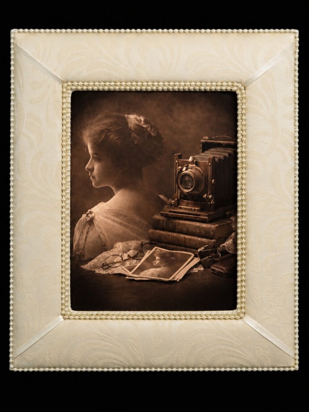 Russ Berrie Padded 11 x 14 Picture Frame Home Decor Keepsake